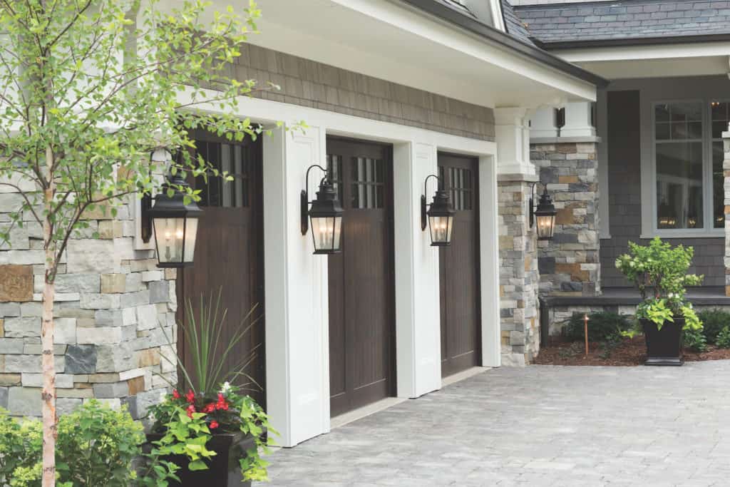 Garage Doors, maintaining garage doors, how to buy wood door, purchasing wood garage door